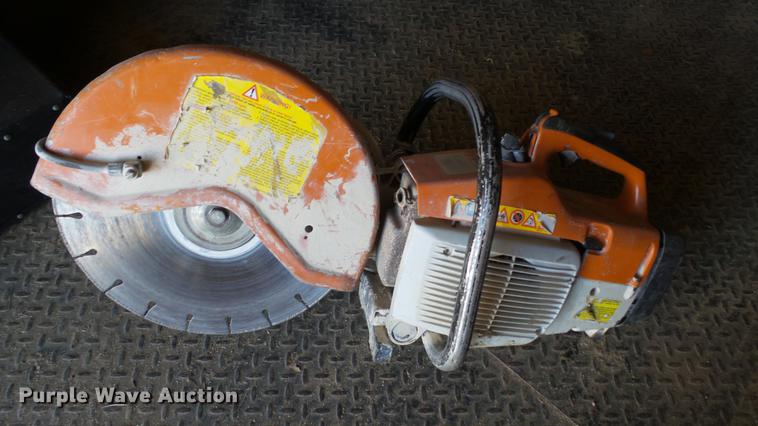 image for item AP9529 2004 Lone Star Trailers enclosed cargo trailer and tools