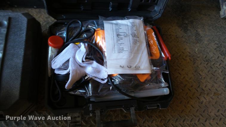 image for item AP9529 2004 Lone Star Trailers enclosed cargo trailer and tools