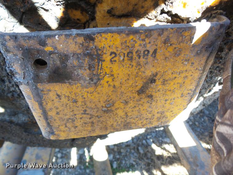 image for item AY9642 1985 AMZ Magnum pot hole patcher