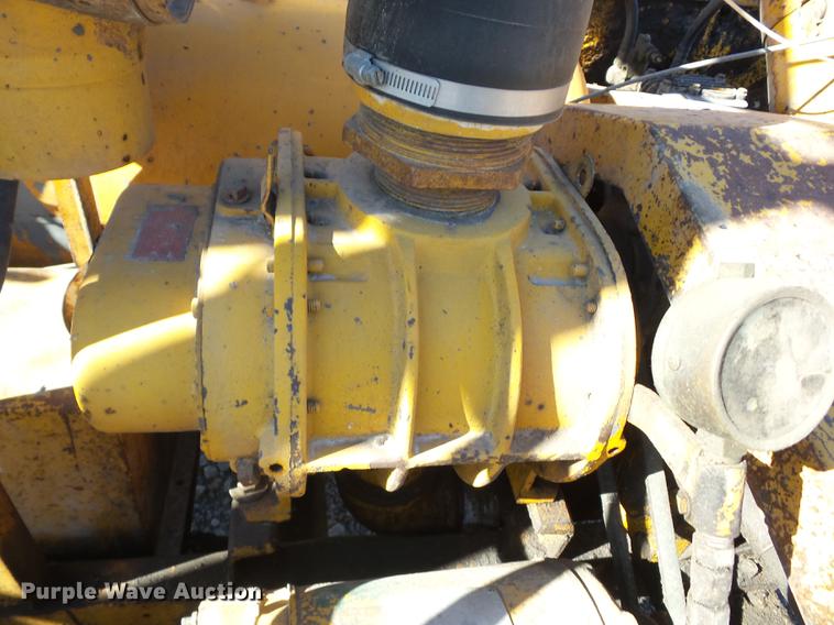 image for item AY9642 1985 AMZ Magnum pot hole patcher