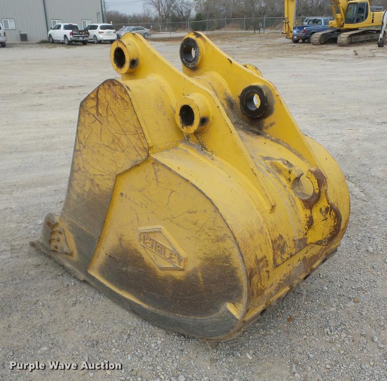 image for item AY9652 Hensley excavator bucket