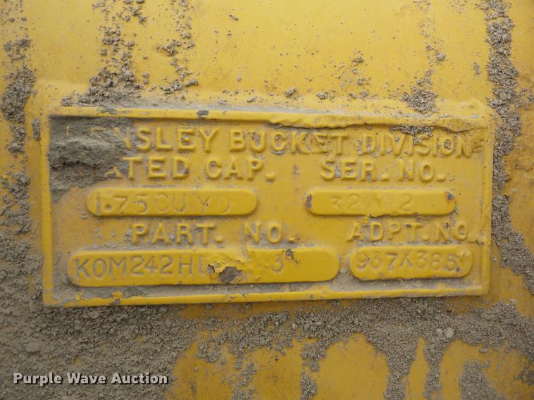 image for item AY9652 Hensley excavator bucket