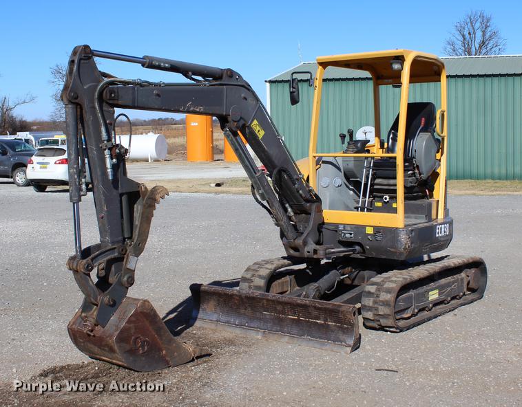 image for item BE9379 2013 Volvo ECR38 compact excavator