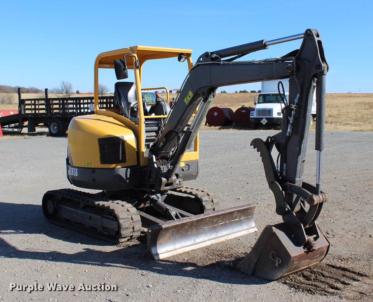 image for item BE9379 2013 Volvo ECR38 compact excavator