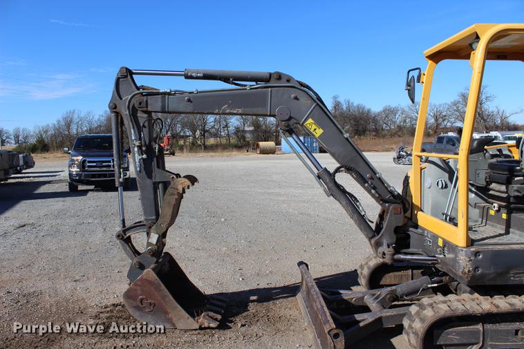 image for item BE9379 2013 Volvo ECR38 compact excavator