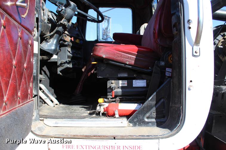 image for item BE9382 1980 Mack RWS754LS7 flatbed truck