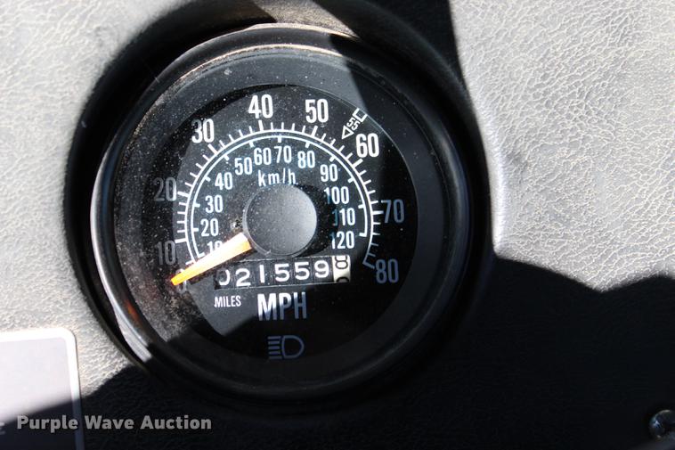 image for item BE9382 1980 Mack RWS754LS7 flatbed truck