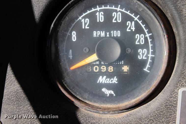 image for item BE9382 1980 Mack RWS754LS7 flatbed truck