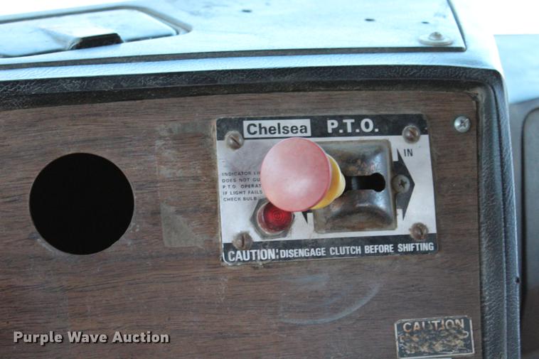 image for item BE9382 1980 Mack RWS754LS7 flatbed truck