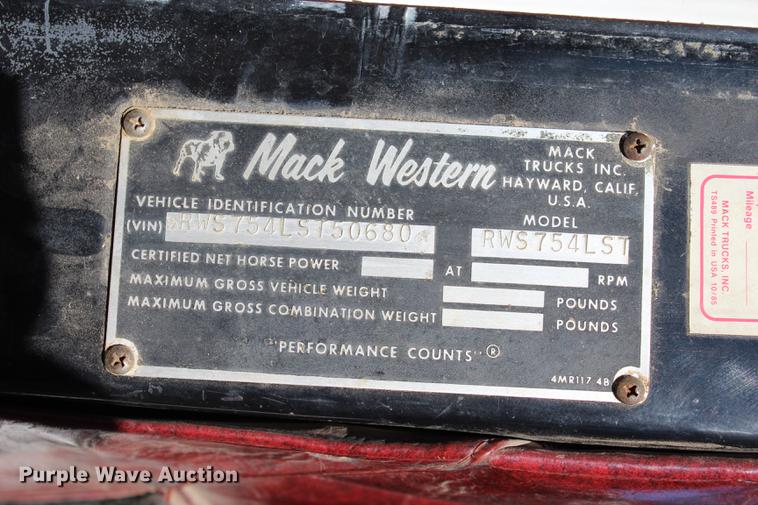 image for item BE9382 1980 Mack RWS754LS7 flatbed truck