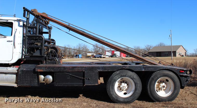 image for item BE9382 1980 Mack RWS754LS7 flatbed truck