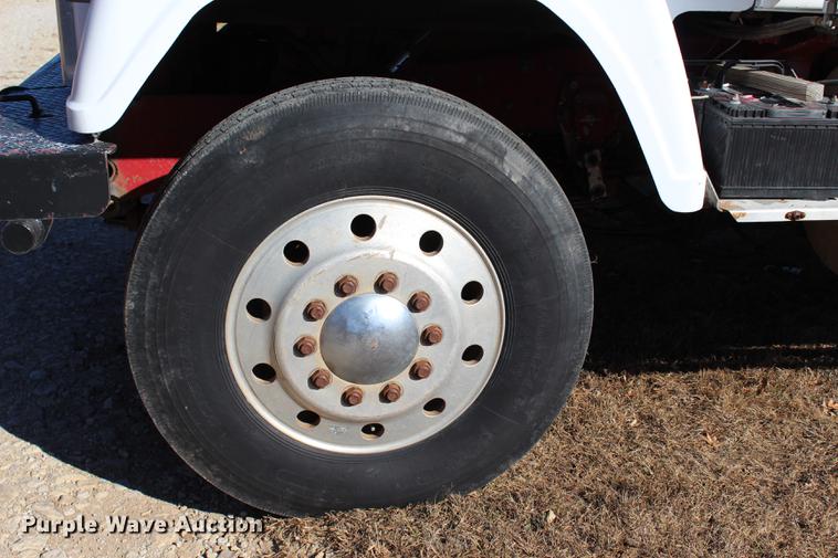 image for item BE9382 1980 Mack RWS754LS7 flatbed truck