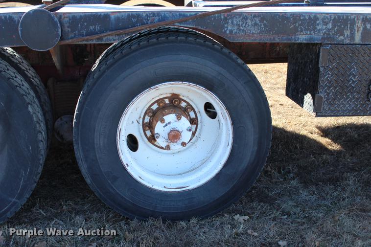 image for item BE9382 1980 Mack RWS754LS7 flatbed truck