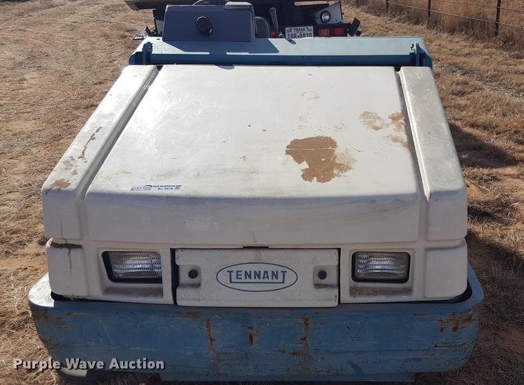 image for item BJ9878 Tennant 385 sweeper