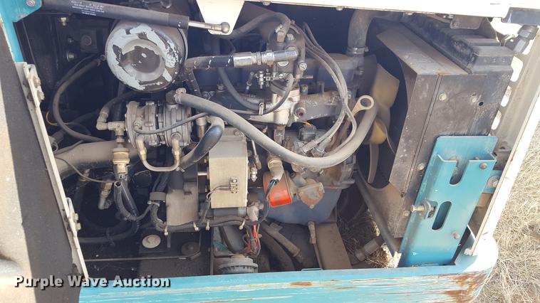 image for item BJ9878 Tennant 385 sweeper