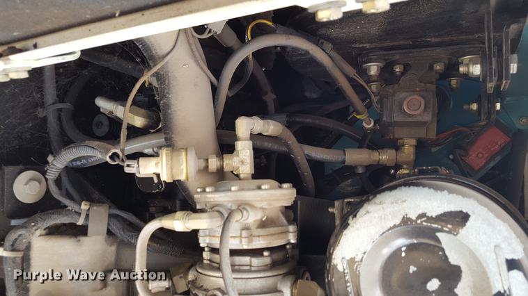 image for item BJ9878 Tennant 385 sweeper