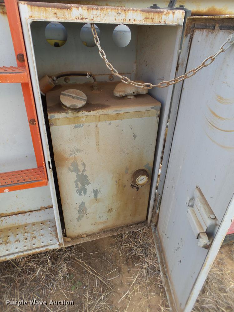 image for item BJ9880 Sky Jack 8241F scissor lift