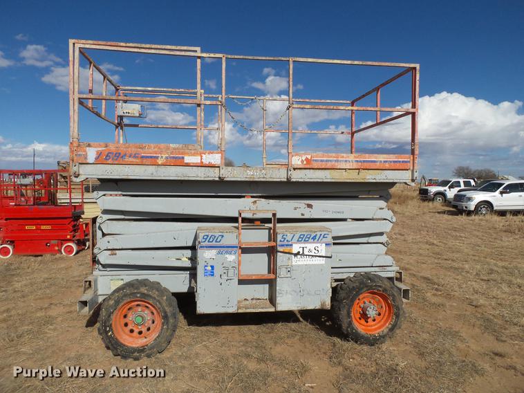 image for item BJ9882 Sky Jack 8841F scissor lift