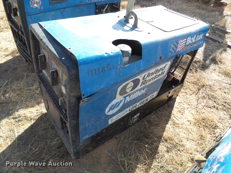 image for item BJ9891 Miller Bobcat 225 AC/DC welder
