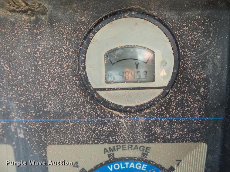 image for item BJ9891 Miller Bobcat 225 AC/DC welder