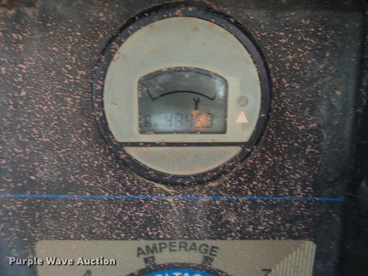 image for item BJ9891 Miller Bobcat 225 AC/DC welder