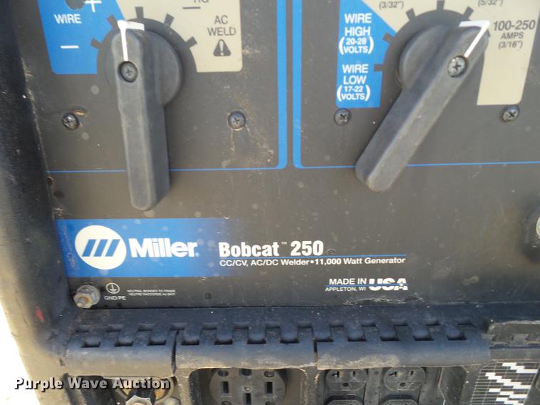 image for item BJ9892 Miller Bobcat 250 AC/DC welder