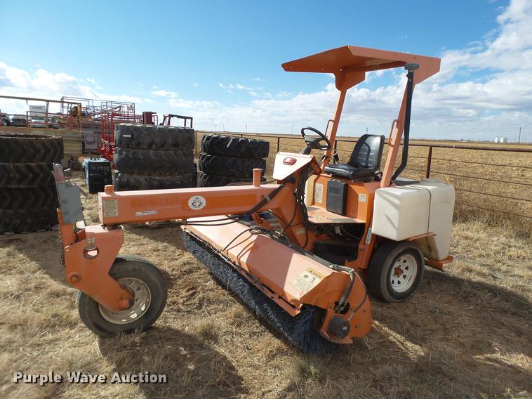 image for item BJ9896 Laymor 8HC sweeper