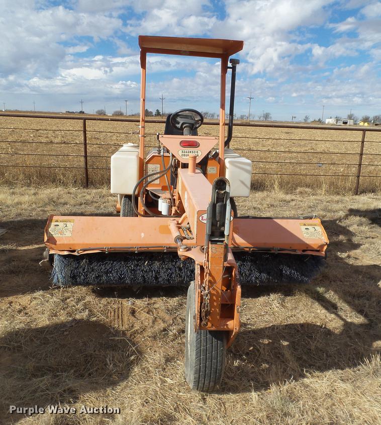 image for item BJ9896 Laymor 8HC sweeper