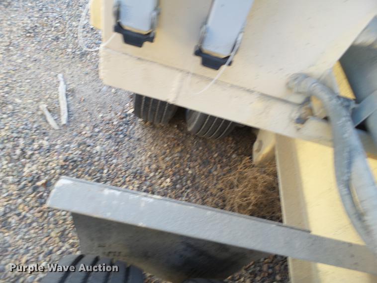 image for item BJ9899 Astec three bin cold feeder system