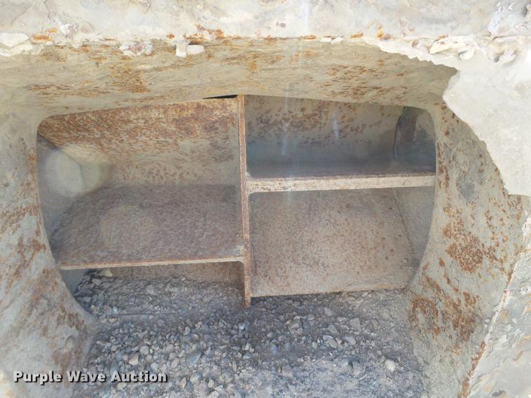 image for item BJ9901 Vane feeder