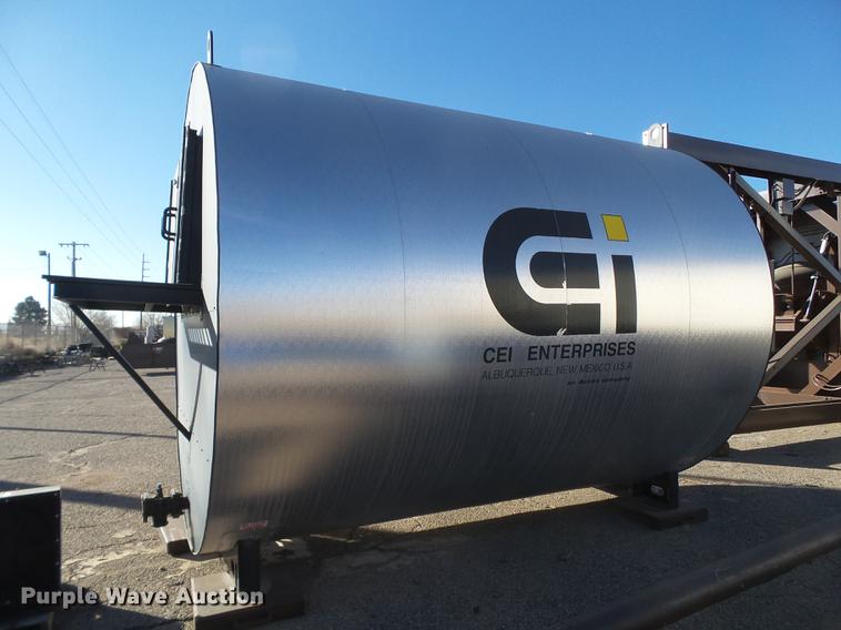 image for item BJ9904 CEI DM-12 drum melter