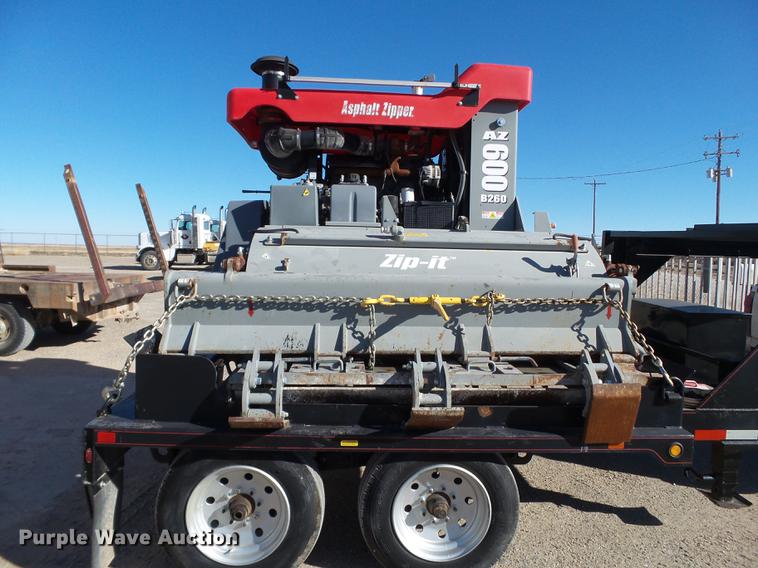 image for item BJ9910 2012 Asphalt Zipper AZ600 B260 reclaimer