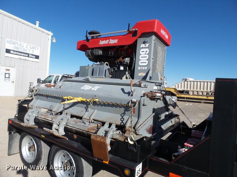 image for item BJ9910 2012 Asphalt Zipper AZ600 B260 reclaimer