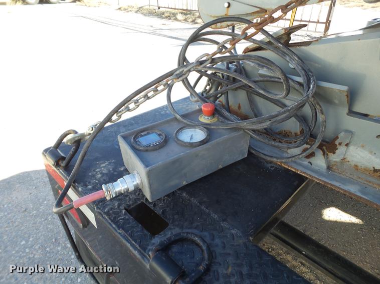 image for item BJ9910 2012 Asphalt Zipper AZ600 B260 reclaimer