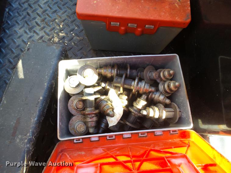 image for item BJ9910 2012 Asphalt Zipper AZ600 B260 reclaimer