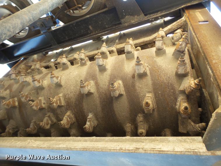 image for item BJ9910 2012 Asphalt Zipper AZ600 B260 reclaimer