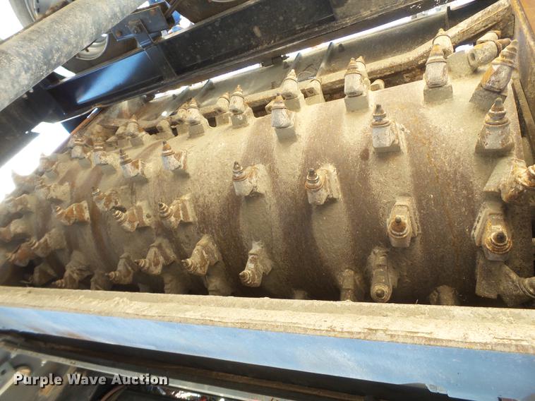 image for item BJ9910 2012 Asphalt Zipper AZ600 B260 reclaimer