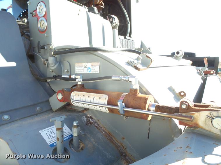 image for item BJ9910 2012 Asphalt Zipper AZ600 B260 reclaimer