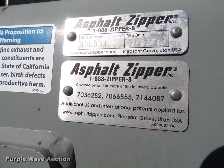image for item BJ9910 2012 Asphalt Zipper AZ600 B260 reclaimer