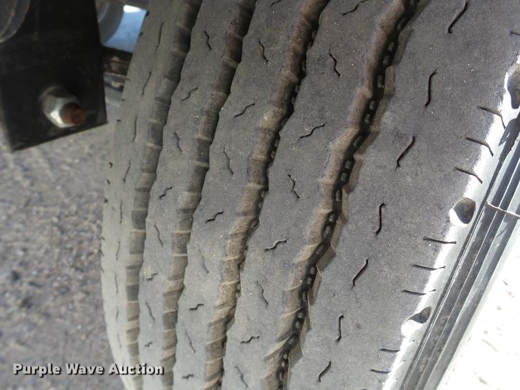 image for item BJ9910 2012 Asphalt Zipper AZ600 B260 reclaimer