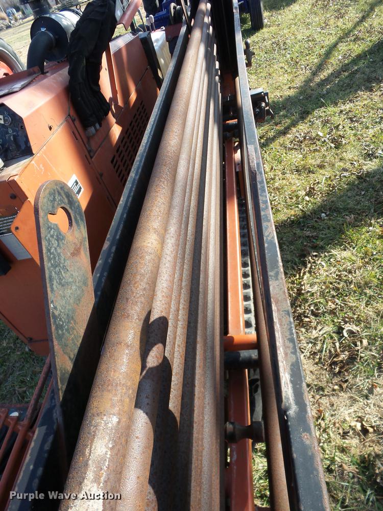 image for item CB9372 1999 Ditch Witch JT920L directional drill