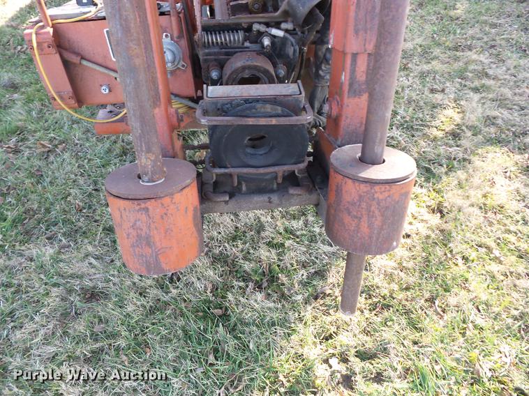 image for item CB9372 1999 Ditch Witch JT920L directional drill