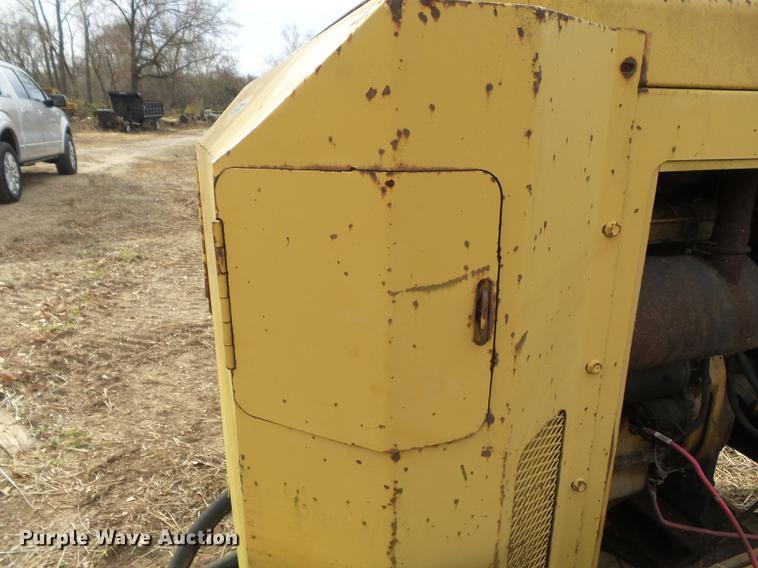 image for item CC9685 1992 Vermeer hydraulic power pack