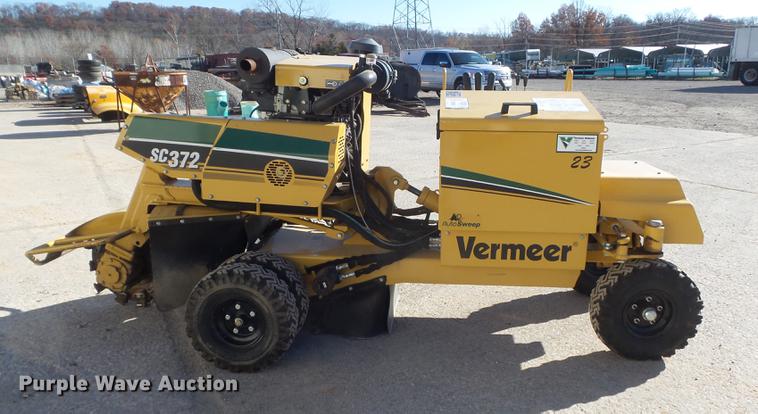 image for item CC9696 2011 Vermeer SC372 stump grinder