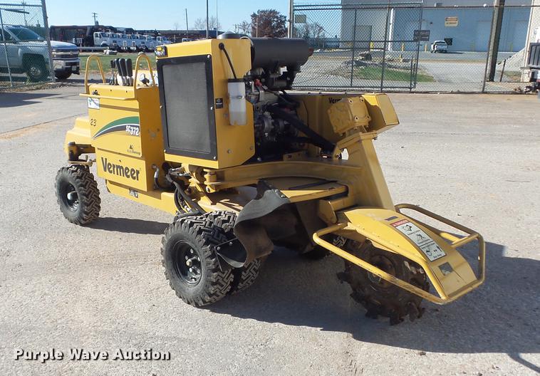 image for item CC9696 2011 Vermeer SC372 stump grinder