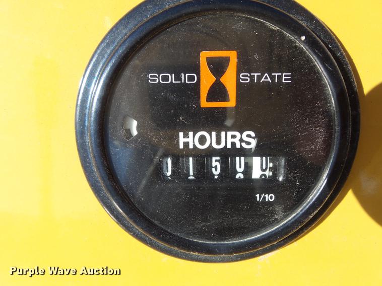 image for item CC9696 2011 Vermeer SC372 stump grinder