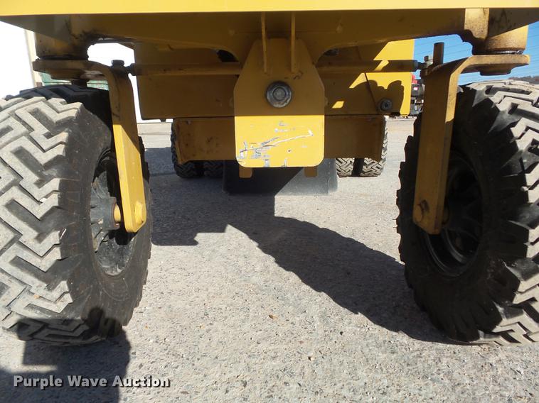 image for item CC9696 2011 Vermeer SC372 stump grinder