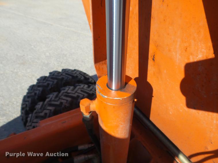 image for item CC9698 Lull M25RH concrete buggy