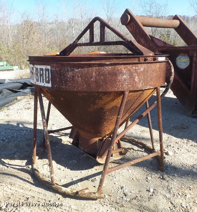 image for item CC9707 Gar-Bro 427-R bucket