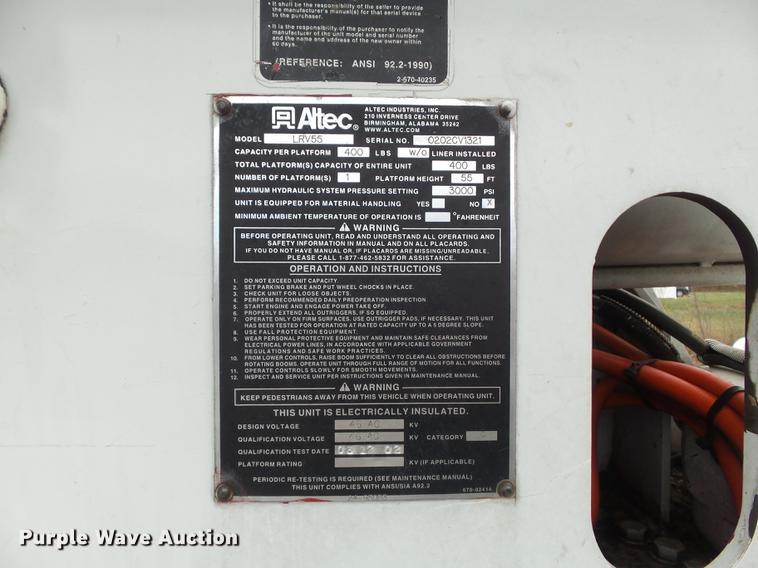 image for item CC9724 2002 Chevrolet C7500 bucket truck